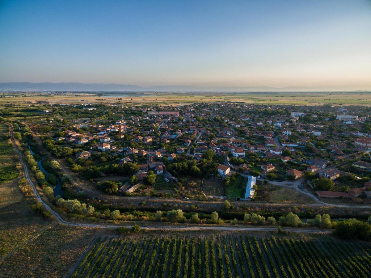Вила Топи Kaloyanovo  Buitenkant foto
